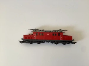 Lokomotiva el. ozubnic. "Krokodil" HGe 4/4 12 RhB