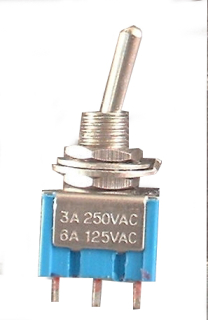 19743 Vypínač třípolohový ON-OFF-ON 3xpin