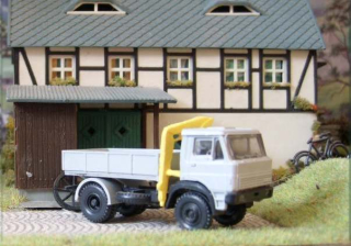 19422 Liaz valník s rukou 