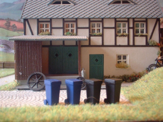 19272 Popelnice plastová 4ks