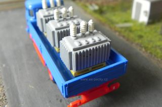65043 Paleta ložená transformátorem