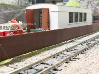 19366 Plaňkový plot hustý 2m konce planěk kulaté 5ks